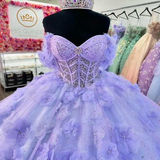 2024 Lilac Sky Blue Princess Ball Gown Quinceanera Dresses Off Shoulder Flower Beaded Crystals Tull Sweet 16 Prom Party Gown