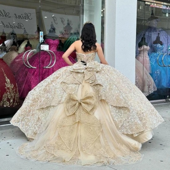 2024 Luxury Champagne Shiny Princess Quinceanera Dresses Beading Appliques Lace Bow Party Dress Tulle Sweet Vestido De 15