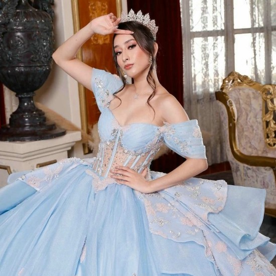 2024 Sky Blue Princess Ball Gown Quinceanera Dresses Off Shoulder Appliques Bow Crystal Tull Vestido De 15 Anos 16th Prom Party