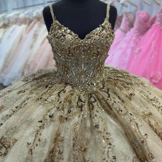 Luxury Light Champagne Quinceanera Dress Ball Gown 2024 Gold Applique Lace Beads Tull Birthday Party Sweet 15 Vestidos 15 De Xv