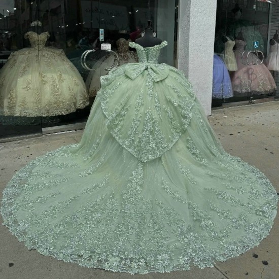 Off The Shoulder Green Princess Quinceanera Dress Ball Gown Graceful Classic Appliqué Lace Beads Tull Sweet 16 Dress Vestido 15