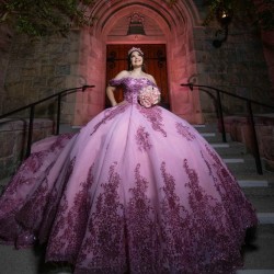 Off The Shoulder Sequined Appliques Lace Ball Gown Pink Quinceanera Dresses Pearls Beading Bow Corset Vestidos De 15 Anos