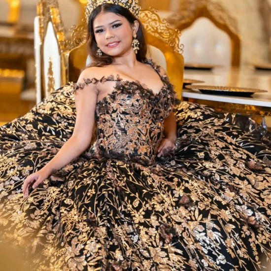 Off the Shoulder Black Princess Quinceanera Dresses Gold Applique Lace With Cape Cinderella Prom Birthday Lace up Sweet 16 Dress