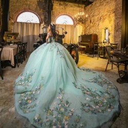 Sparkle Mint Green Princess Quinceanera Dresses Appliqued Bow Tull Vestidos De 15 Quinceanera Off Shoulder Sweet 16 Mexican Prom