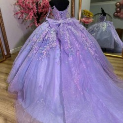 Off The Shoulder Lavender Quinceanera Dresses Ball Gown Sleeveless Floral Appliques Lace Handmade Flowers Beads Sweet 15 Party