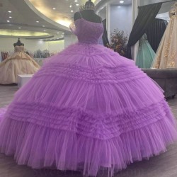 Ruffles Lavender Quinceanera Dress Spaghett Straps with Beads Tull Sleeveless Sweep Train Ball Gown Sweet 16 Dresses vestidos de