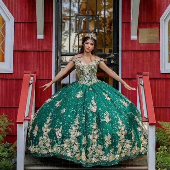 Sleeveless Green Quinceanera Dresses Sequined Ball Gown Off The Shoulder Gold Applique Lace Corset Vestidos Para XV 15Anos