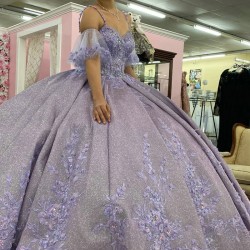 Sweetheart Lavender Shiny Ball Gown Quinceanera Dress Corset Lace Appliques Beading Sequins Sweet 16 Dress Vestidos De XV Anos