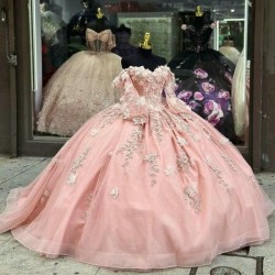 Sweetheart Light Pink Shiny Princess Ball Gown Quinceanera Dress Long Sleeve Beaded Appliques Party Gowns Vestidos De 15 Anos