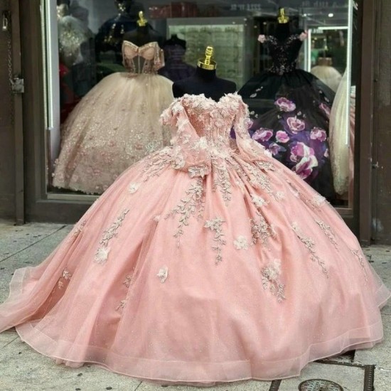 Sweetheart Light Pink Shiny Princess Ball Gown Quinceanera Dress Long Sleeve Beaded Appliques Party Gowns Vestidos De 15 Anos