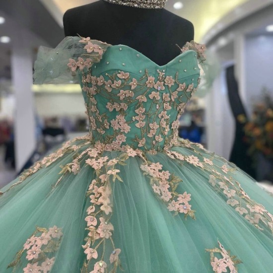 Tiered Light Green Shiny Floral Appliqued Tull Quinceanera Dress Sweet 15 Dress Cocktail Vestidos De Baile Ball Gown Vestidos De