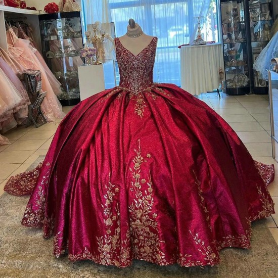 V-Neck Burgundy Quinceanera Dresses Pocket Sequins Applique Lace Beads Sweet 16 Dress Vestido De 15 Anos Ball Prom Gowns